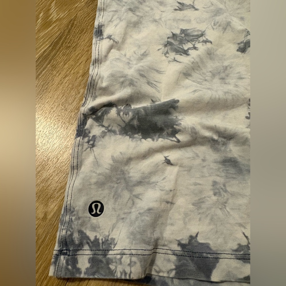 Lululemon All Yours Tee *Tie Dye - Picture 6 of 6